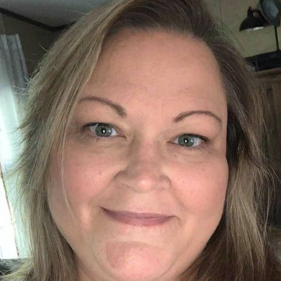 angiemd1975